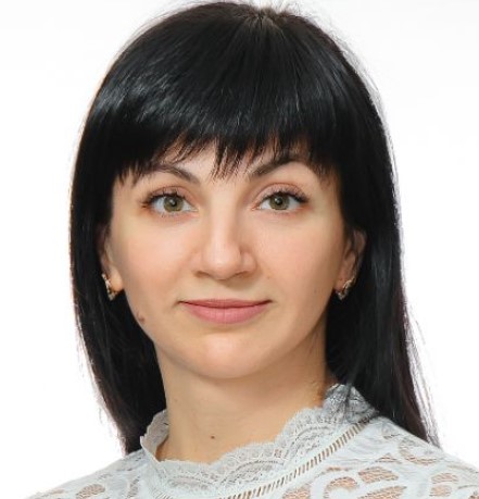 Елена Петрова